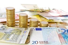 Promotori finanziari, raccolta record ad agosto: 1,8 miliardi di euro