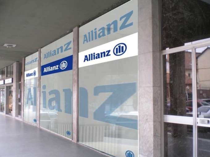 In attesa dell'Associazione agenti Allianz hp_stnd_img