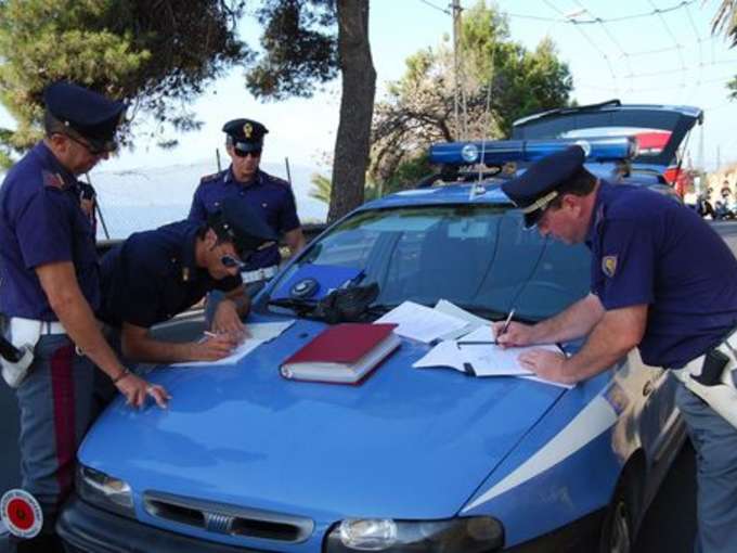 Polizze Rc auto false o mancanti, maxi-operazione della Polizia stradale hp_stnd_img