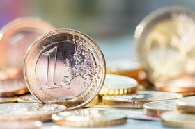 Cariparma raddoppia l'utile netto a 141 milioni di euro