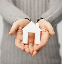 Assicurazioni, mutui e real estate: le strategie di Intesa Sanpaolo