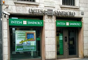 Intesa Sanpaolo, utile 2019 in crescita a 4,18 miliardi di euro