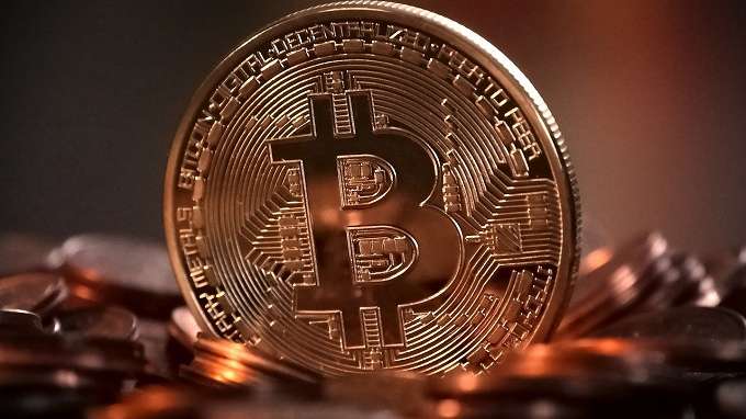 Bitcoin, assicuratori cauti nell'offerta di polizze