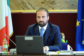 Donnet convocato in commissione Banche: Marattin si dimette per protesta