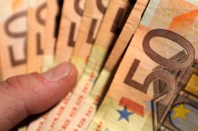 La raccolta italiana nel primo semestre è di 72,2 miliardi di euro