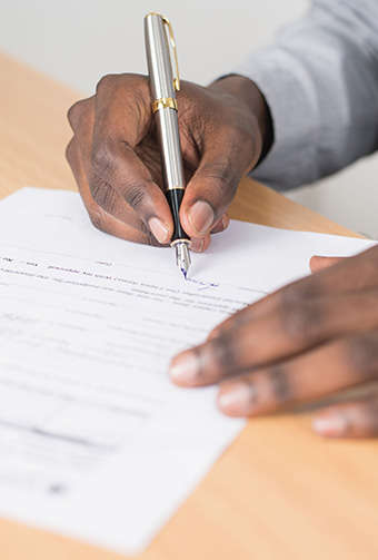 I contratti assicurativi diventano  più chiari con l’analisi linguistica hp_vert_img