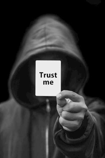 Deepfake hp_vert_img