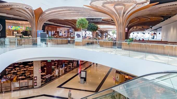 Generali acquisisce la galleria commerciale di Oriocenter