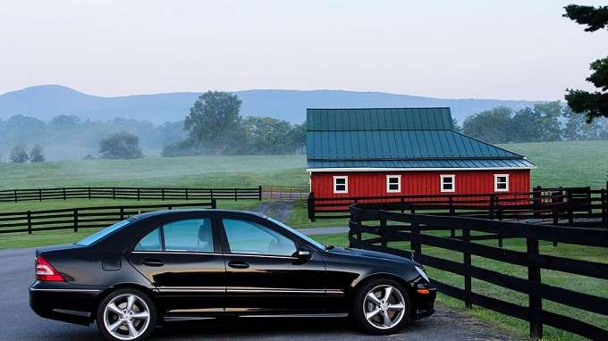 Mercato auto, il noleggio ancora protagonista