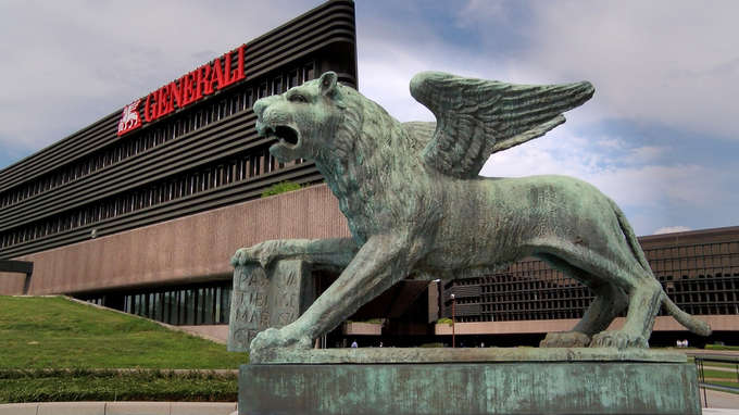 Generali, adesso è ufficiale: addio alla joint venture con Natixis