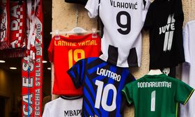 Calcio, aumentano gli infortuni ma calano i costi