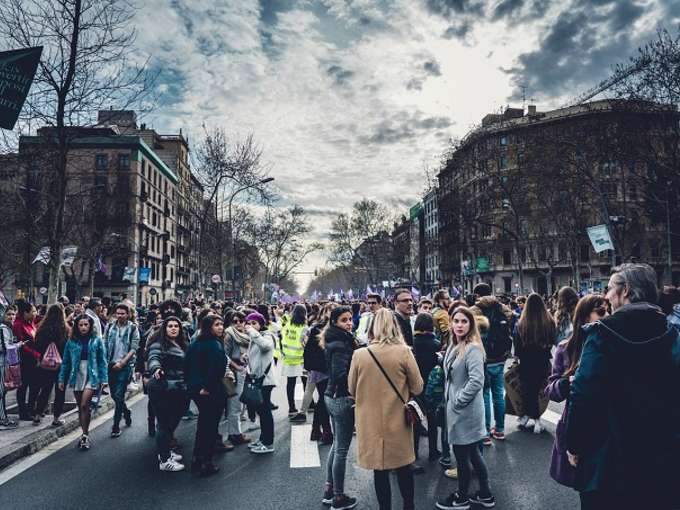 Francia, una tassa sulle proteste