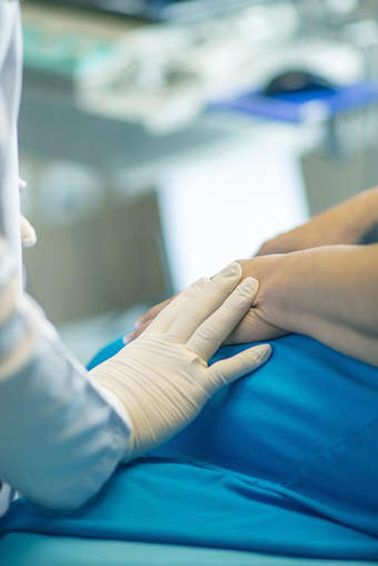 Oblio oncologico, come cambiano i regolamenti Ivass hp_vert_img