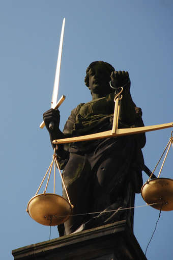 Class Action hp_vert_img