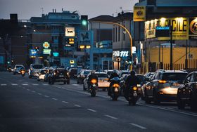 Rc auto, il prezzo medio effettivo cresce ma più lentamente